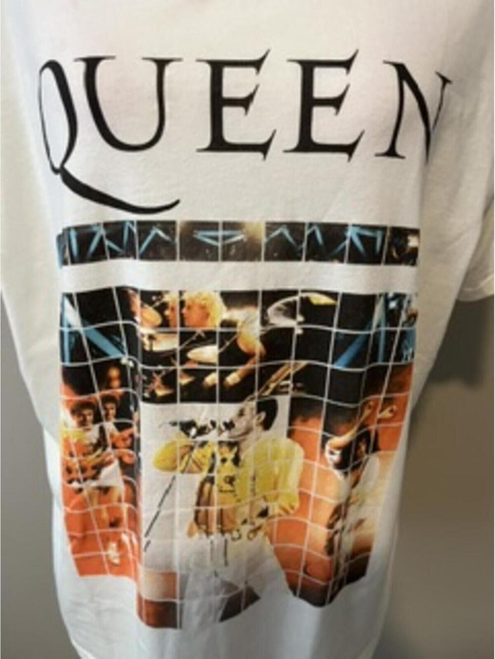 Queen Official Merch Graphic T-Shirt XL
